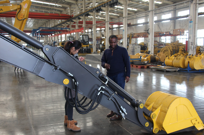 非洲客戶訪問沃爾華集團(tuán) 非洲客戶訪問沃爾華集團(tuán)