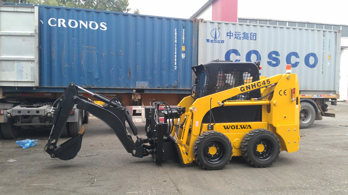 沃爾華集團一批滑移裝載機出口南美 沃爾華集團一批滑移裝載機出口南美