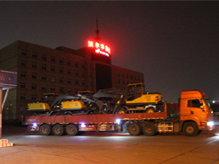 沃爾華一批新款輪式挖掘機(jī)發(fā)往華南地區(qū)