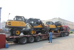 沃爾華新款輪式挖掘機(jī)發(fā)往華北地區(qū)