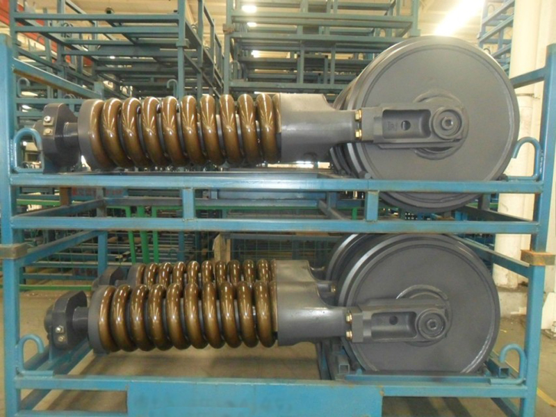 PC300漲緊引導輪總成實物圖片